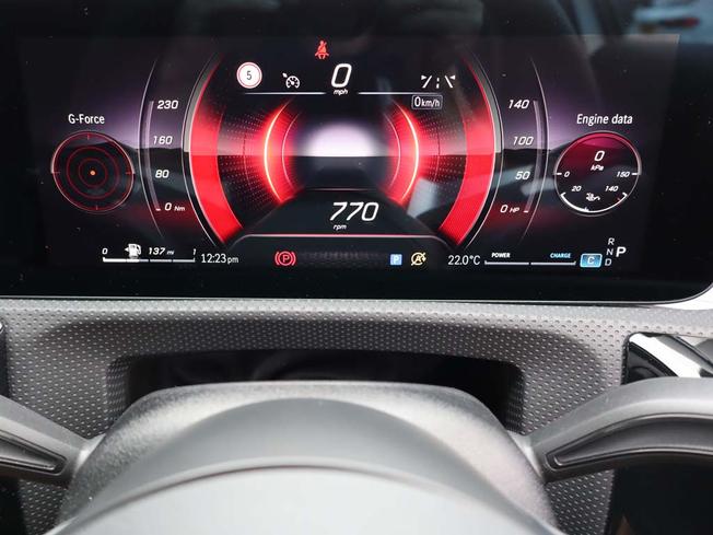 MERCEDES-BENZ A Class Photo 34