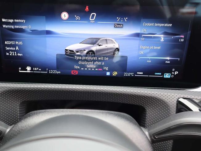 MERCEDES-BENZ A Class Photo 37