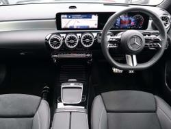 MERCEDES-BENZ A Class Photo 5