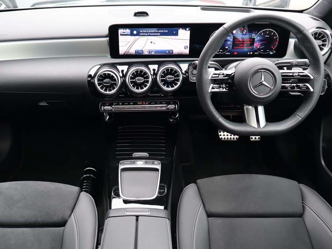 MERCEDES-BENZ A Class Photo 5