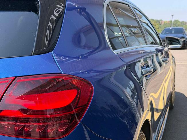 Mercedes-Benz A Class Photo 18
