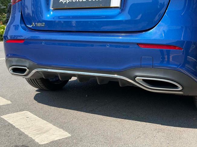 Mercedes-Benz A Class Photo 19