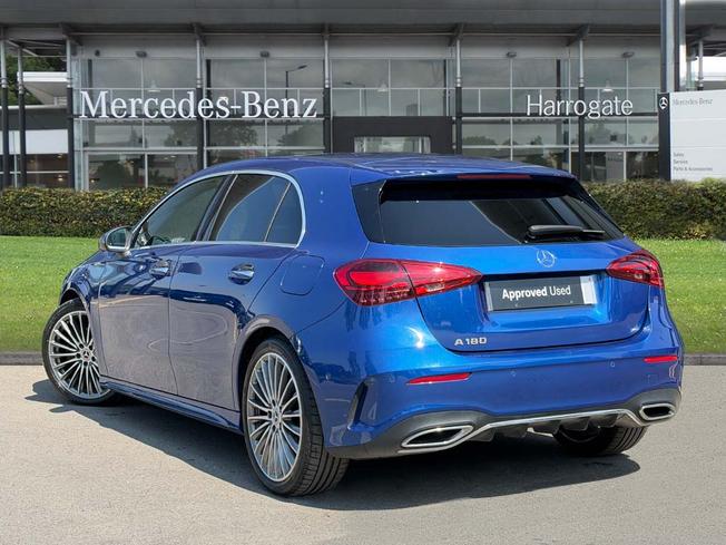 Mercedes-Benz A Class Photo 2