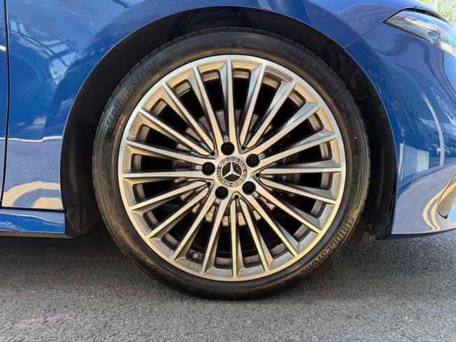 Mercedes-Benz A Class Photo 6