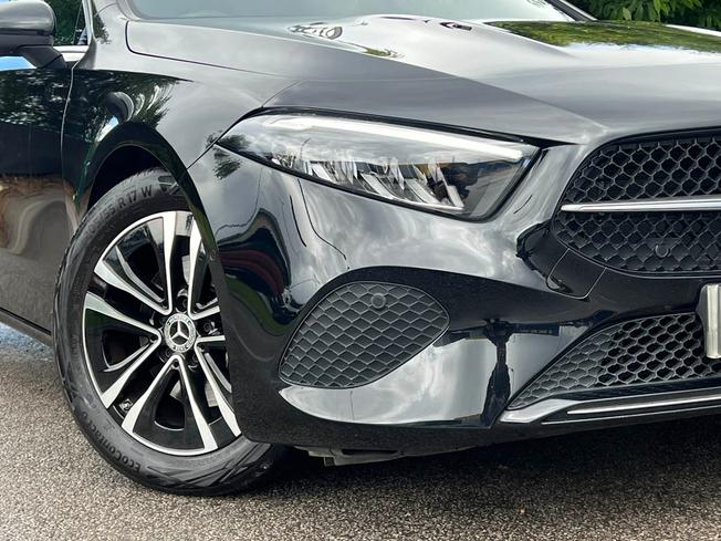 MERCEDES-BENZ A Class Photo 12