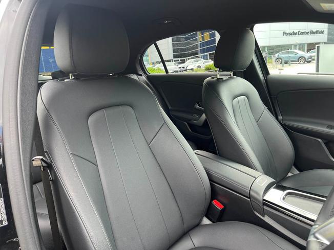 MERCEDES-BENZ A Class Photo 37