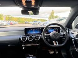 MERCEDES-BENZ A Class Photo 5