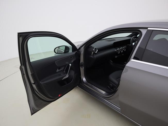 MERCEDES-BENZ A Class Photo 20