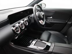 MERCEDES-BENZ A Class Photo 3