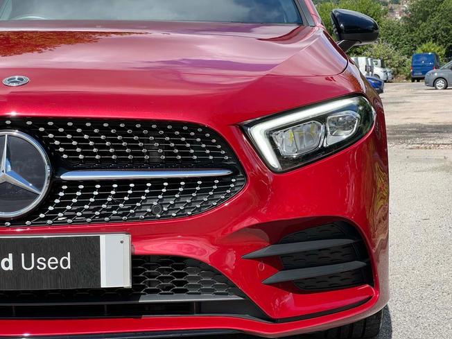 Mercedes-Benz A Class Photo 17