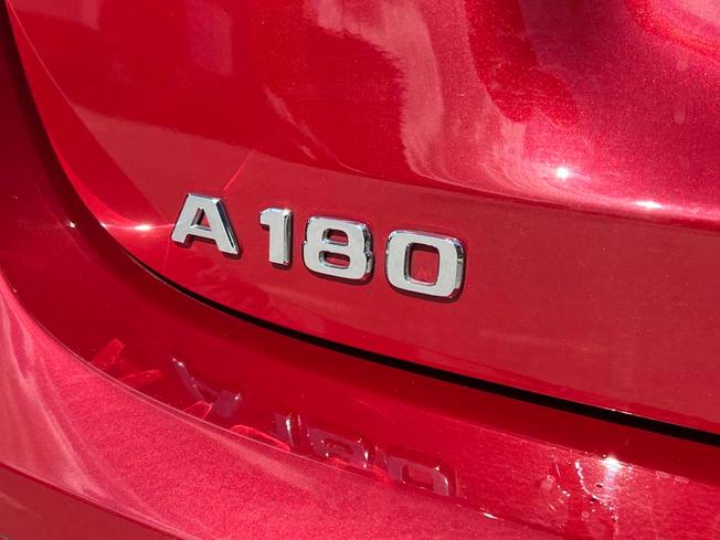 Mercedes-Benz A Class Photo 19