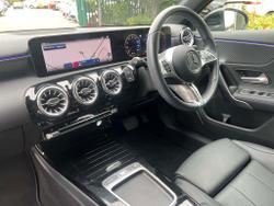 MERCEDES-BENZ A Class Photo 3