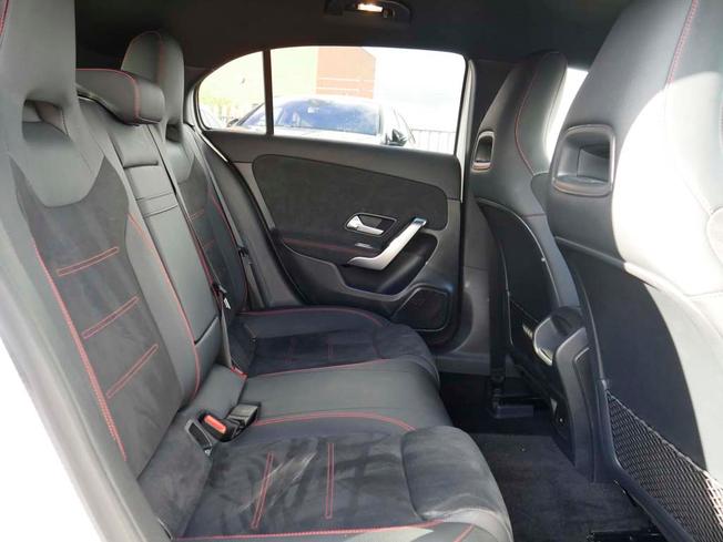 MERCEDES-BENZ A Class Photo 36