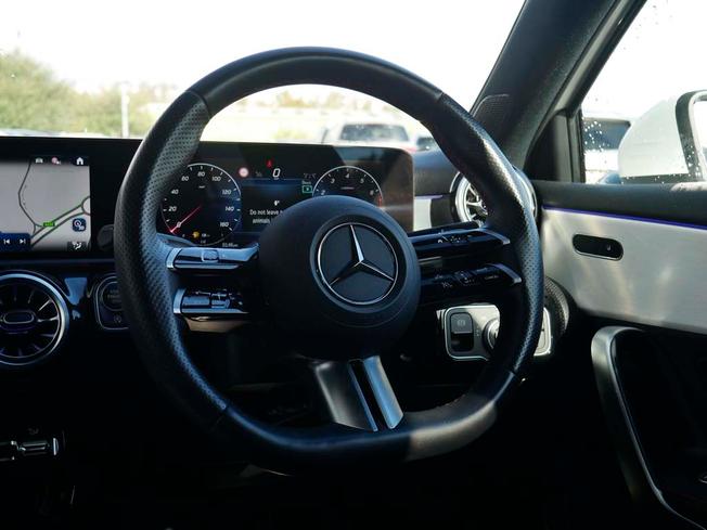 MERCEDES-BENZ A Class Photo 42