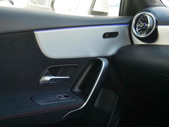 MERCEDES-BENZ A Class Photo 44