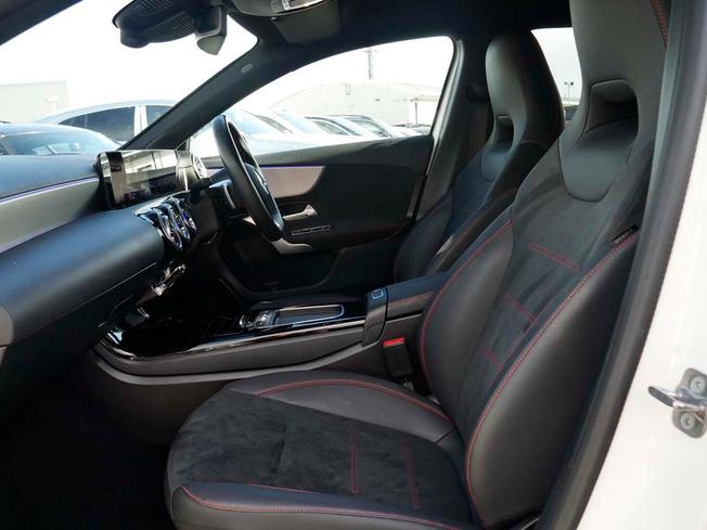 MERCEDES-BENZ A Class Photo 46