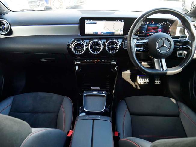 MERCEDES-BENZ A Class Photo 5