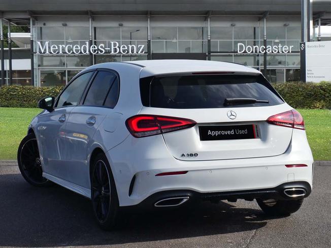 MERCEDES-BENZ A Class Photo 2