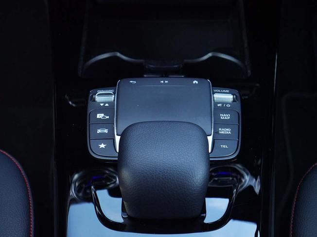 MERCEDES-BENZ A Class Photo 45