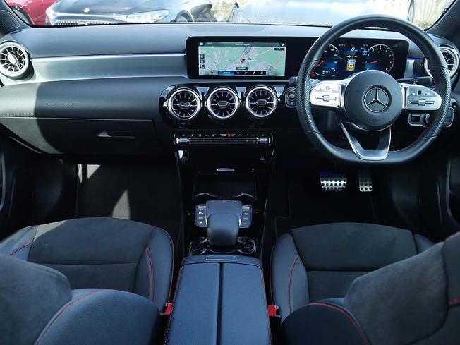 MERCEDES-BENZ A Class Photo 5
