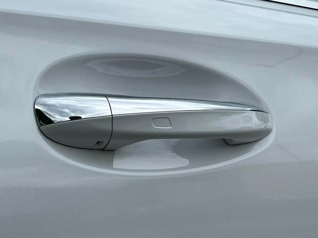 MERCEDES-BENZ A Class Photo 16