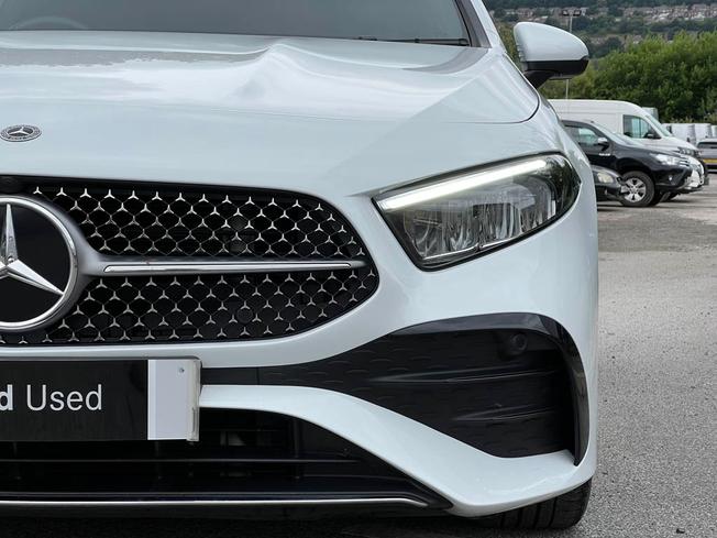MERCEDES-BENZ A Class Photo 19