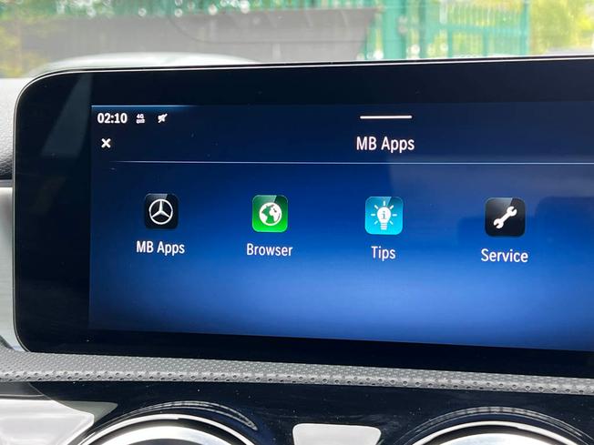 MERCEDES-BENZ A Class Photo 26