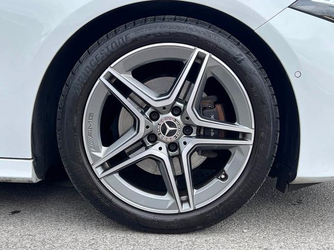 MERCEDES-BENZ A Class Photo 6
