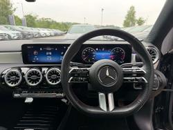MERCEDES-BENZ A Class Photo 4