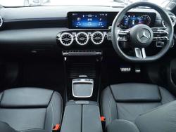 MERCEDES-BENZ A Class Photo 5