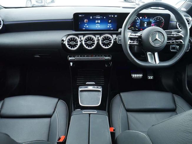 MERCEDES-BENZ A Class Photo 5