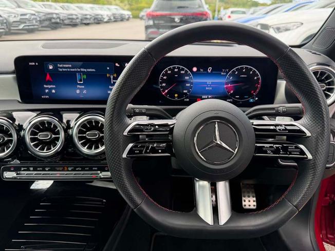 MERCEDES-BENZ A Class Photo 39