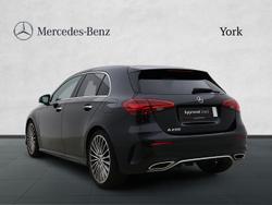 MERCEDES-BENZ A Class Photo 2