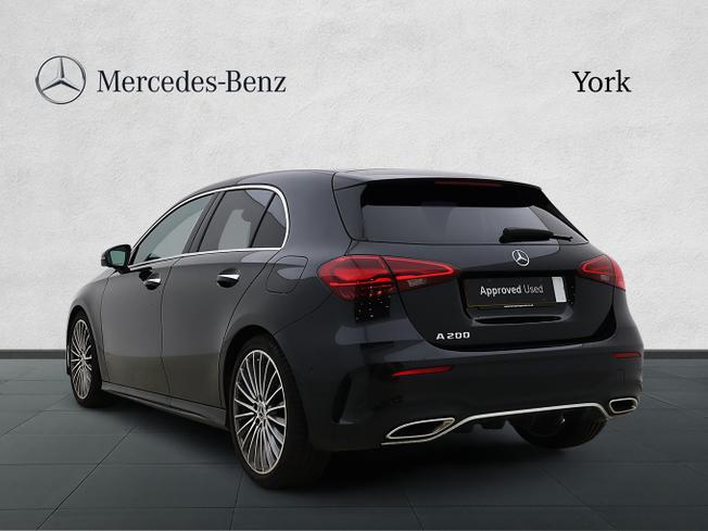 MERCEDES-BENZ A Class Photo 2