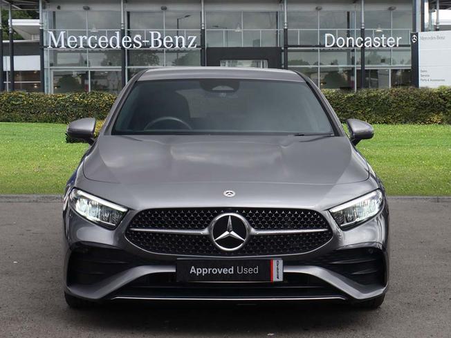 Mercedes-Benz A Class Photo 10