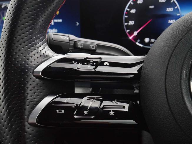 Mercedes-Benz A Class Photo 12