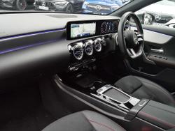 Mercedes-Benz A Class Photo 3
