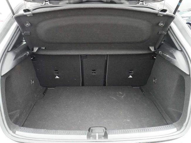 Mercedes-Benz A Class Photo 9