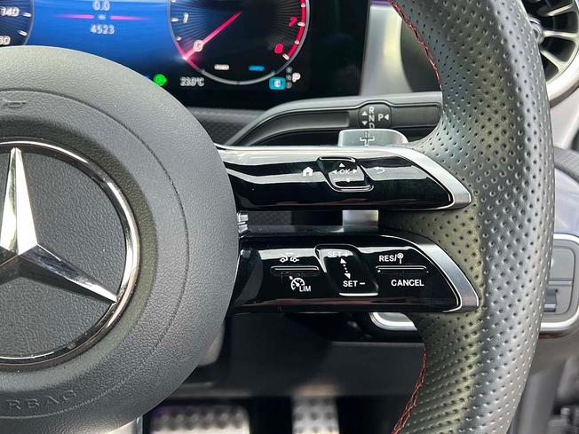 MERCEDES-BENZ A Class Photo 22
