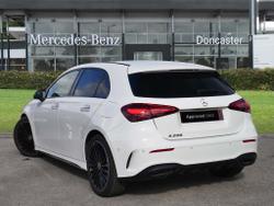 MERCEDES-BENZ A Class Photo 2