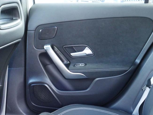 MERCEDES-BENZ A Class Photo 42