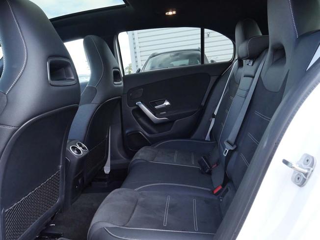 MERCEDES-BENZ A Class Photo 8