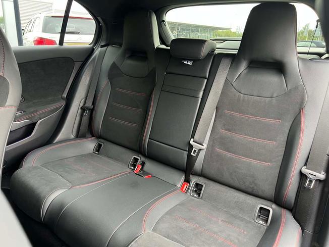 MERCEDES-BENZ A Class Photo 41