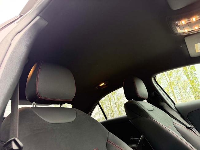 MERCEDES-BENZ A Class Photo 39