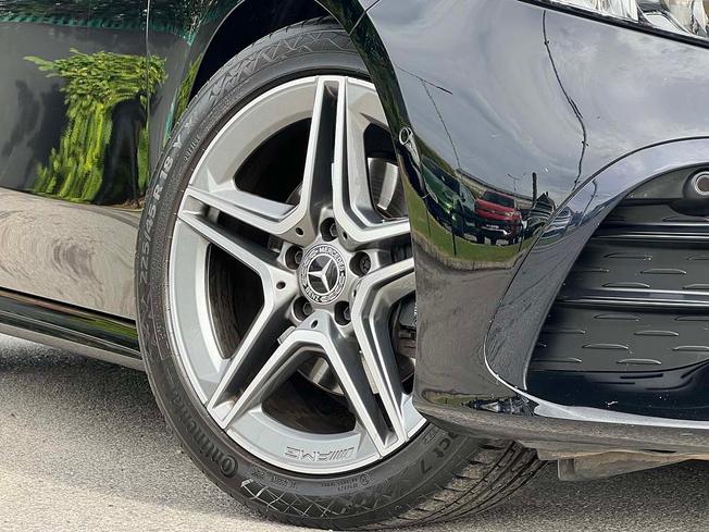 MERCEDES-BENZ A Class Photo 14