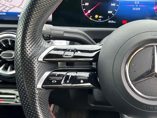 MERCEDES-BENZ A Class Photo 21