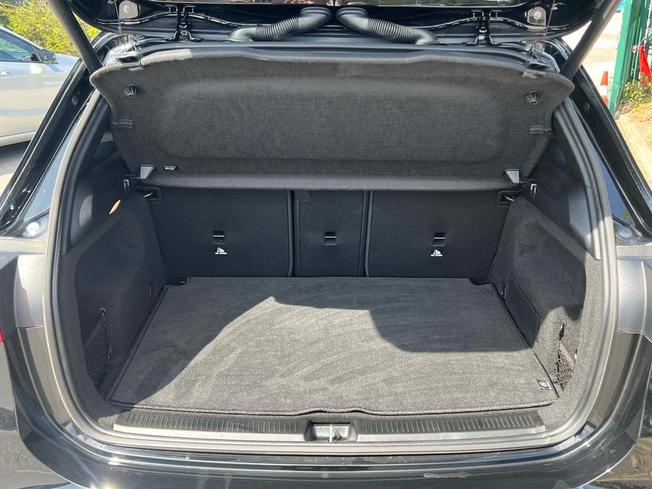 MERCEDES-BENZ B Class Photo 9