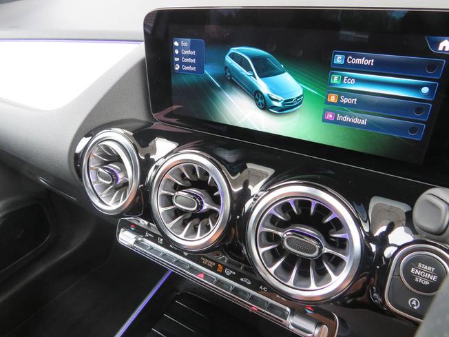 MERCEDES-BENZ B Class Photo 49
