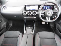 MERCEDES-BENZ B Class Photo 5