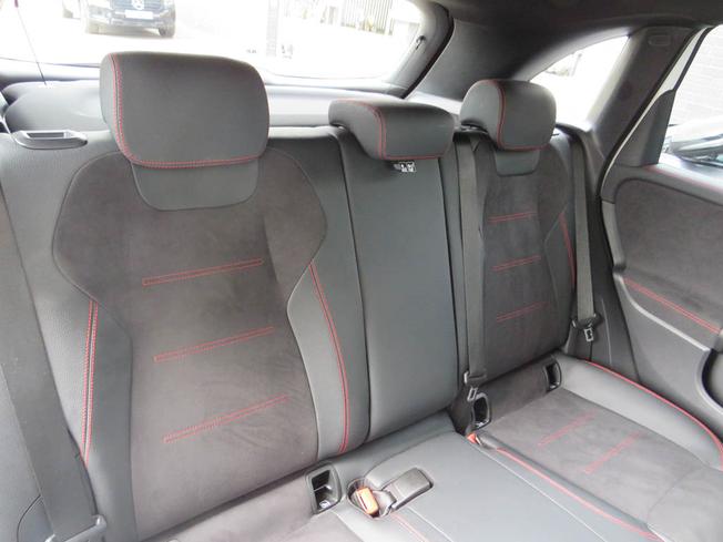 MERCEDES-BENZ B Class Photo 8